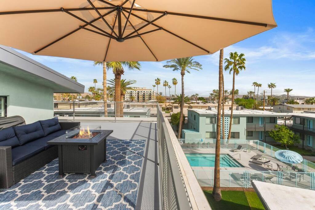 Large Studio Rooftop & Poolside - Walk To Old Town 스코 츠 데일 외부 사진